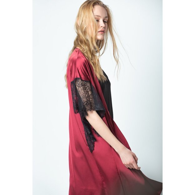Sha Sha Silk bordo dressing-gown / robe decorated with lace Bergernia