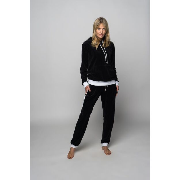 Sofa Killer black women velours lounge wear with white cuff