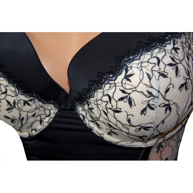 Triumph Charm Spotlight CRSU Women s Corset 