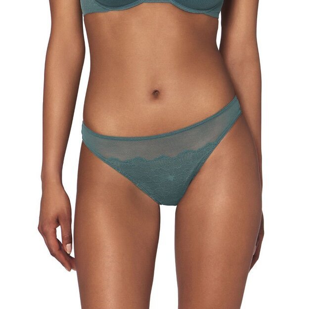 Triumph Women s Lace Spotlight String