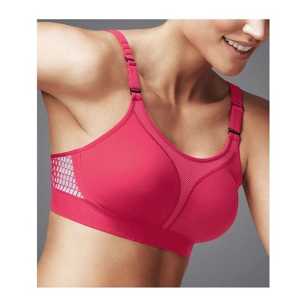 Triumph Women s Triaction Extreme Lite N EX Sports Bra 