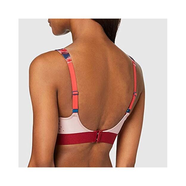 Triumph Women s Triaction Extreme Lite N Sports Bra